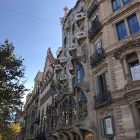 Photo taken at Casa Batlló by Kristinn H. on 10/23/2017