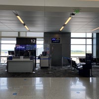 Gate 12 Airport Gate