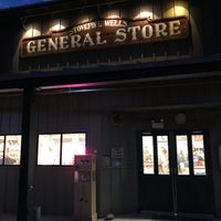 Photo taken at General Store Stovepipe Wells by Aldous Noah on 5/27/2018