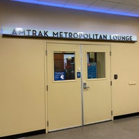 Photo taken at Amtrak Metropolitan Lounge Business Class by Aldous Noah on 11/23/2021