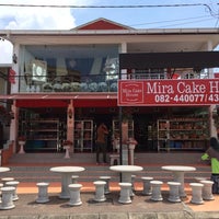 Kuching mira cake house Mira Cake