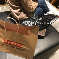 ioi city mall vans