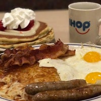 Photo taken at IHOP by Andreas S. on 5/7/2017