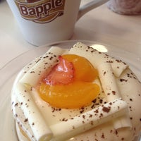 Photo taken at Bapple Donuts by Mixkii Y. on 1/1/2013