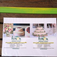 Photo taken at Lemon Original Cakes by Jana B. on 6/15/2013