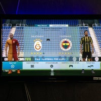 รูปภาพถ่ายที่ Bandırma KING Playstation โดย Rio L. เมื่อ 2/29/2016