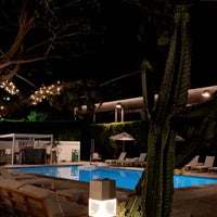Foto tirada no(a) Luxe Sunset Boulevard Hotel por 21E em 8/3/2022