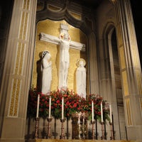 รูปภาพถ่ายที่ Cathedral of Christ the King โดย Cathedral of Christ the King เมื่อ 12/18/2013