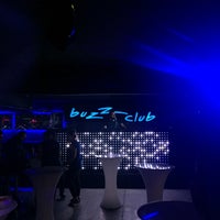 Foto tirada no(a) Buzz Club por Htculs em 6/30/2017