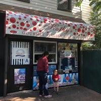 Photo taken at Kathy&amp;#39;s Gourmet Italian Ices &amp;amp; Ice Cream by Nate F. on 5/10/2020