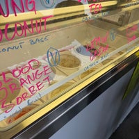 2/20/2022 tarihinde Nate F.ziyaretçi tarafından Curbside Creamery'de çekilen fotoğraf