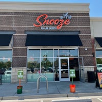 Photo taken at Snooze, an A.M. Eatery by Nate F. on 8/13/2021