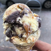 Photo taken at Kathy&amp;#39;s Gourmet Italian Ices &amp;amp; Ice Cream by Nate F. on 8/2/2019