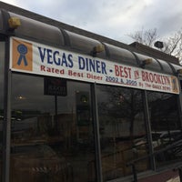 1/28/2017 tarihinde Nate F.ziyaretçi tarafından Vegas Diner'de çekilen fotoğraf