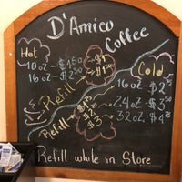 Das Foto wurde bei D&amp;#39;Amico Coffee Roasters von Nate F. am 10/9/2018 aufgenommen