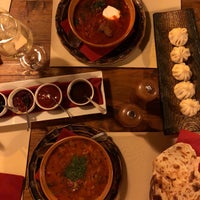 5/15/2018 tarihinde Hockey C.ziyaretçi tarafından Gruzie restaurant'de çekilen fotoğraf