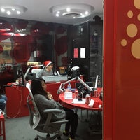 Photo taken at Coca-Cola FM by Kique S. on 12/9/2016