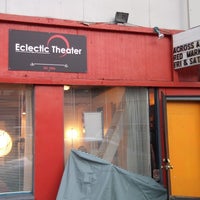 9/19/2013 tarihinde Eclectic Theaterziyaretçi tarafından Eclectic Theater'de çekilen fotoğraf