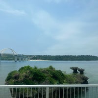 Photo taken at 瀬底大橋 by だーはら 片. on 4/30/2024