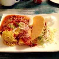 Foto diambil di Panchos Mexican Villa Restaurant oleh leenie K. pada 2/16/2014