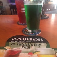 Photo taken at Beef &amp;#39;O&amp;#39; Brady&amp;#39;s by Ann A. on 3/17/2016