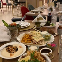 Снимок сделан в Shababik Restaurant пользователем J A. 4/14/2024