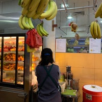 Photo taken at Sunfirst Fresh Fruits by Shirly H. on 8/7/2019