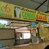 Photo taken at Cendol Bakar Kuala Selangor by JP on 2/8/2019