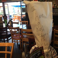 Photo taken at Dick&amp;#39;s Last Resort by Laura S. on 5/27/2016