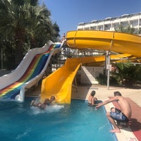 Photo taken at Asrın Beach Hotel by Павел М. on 6/8/2018