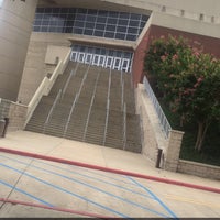 Das Foto wurde bei CenturyLink Center von Marcie L. am 8/20/2016 aufgenommen