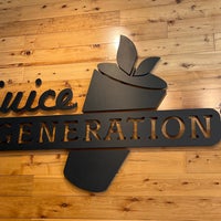 Photo taken at Juice Generation by Cyrus B. on 9/28/2022