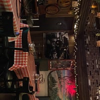 Снимок сделан в Antonio&amp;#39;s Pizzeria &amp;amp; Italian Restaurant пользователем Talal 6/19/2022