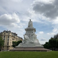 Photo taken at Boulevard Pasteur by Alexander M. on 6/14/2019