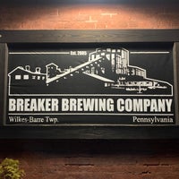 Foto tomada en Breaker Brewing Company  por Jonathan S. el 1/13/2024