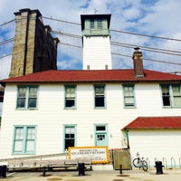 Photo prise au Brooklyn Ice Cream Factory par Wil S. le8/13/2015