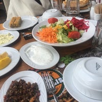 Photo taken at Everek Develi Osmanlı Mutfağı by Esra💫 on 6/1/2018