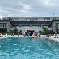 Photo taken at The Pendry Pool And Bar by Dr. Zezefbaby on 6/19/2021