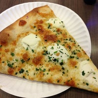 Photo taken at Joe&amp;#39;s Pizza by Shinichi Y. on 6/23/2013