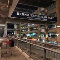 Снимок сделан в Bronx Terminal Market пользователем Adamilka D. 1/27/2018