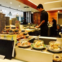 รูปภาพถ่ายที่ Hanaichi Sushi Bar + Dining โดย Michel T. เมื่อ 10/28/2016