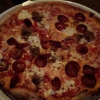 Снимок сделан в Crust Pizzeria Napoletana пользователем michael d. 11/17/2013