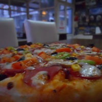 2/4/2013 tarihinde Göktan Ö.ziyaretçi tarafından VIP Pizza'de çekilen fotoğraf