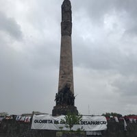 Photo taken at Glorieta Monumento a Los Niños Héroes by Roberto A. on 12/4/2020