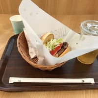 Photo taken at MOS Burger by かーす on 7/8/2018