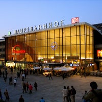 Photo taken at Köln Hauptbahnhof by VisitKoeln on 2/6/2013