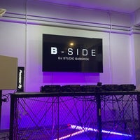 Photo taken at B-Side DJ Studio by Dj MΛZ on 4/29/2022