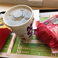 Photo taken at McDonald&amp;#39;s by 🌠 on 8/18/2018
