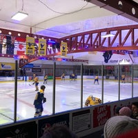 Foto diambil di Queenstown Ice Arena oleh Annette S. pada 6/22/2018
