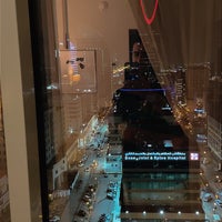 Das Foto wurde bei Courtyard by Marriott Riyadh Olaya von B.A 🎩 am 4/30/2024 aufgenommen